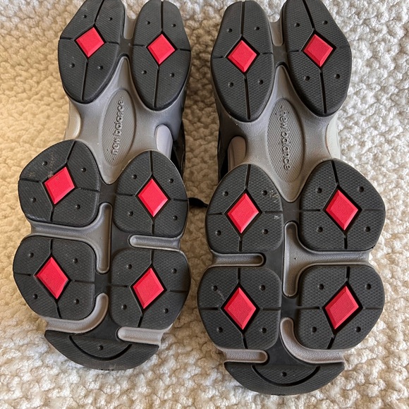 New Balance Black 9060 Men’s or Woman and Gray Athletic Shoes - Picture 7 of 8